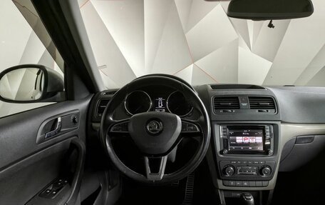 Skoda Yeti I рестайлинг, 2017 год, 1 370 000 рублей, 19 фотография