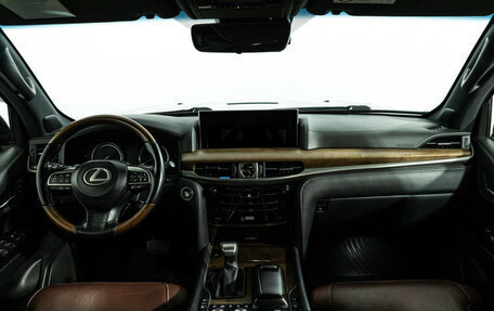 Lexus LX III, 2018 год, 8 449 000 рублей, 13 фотография