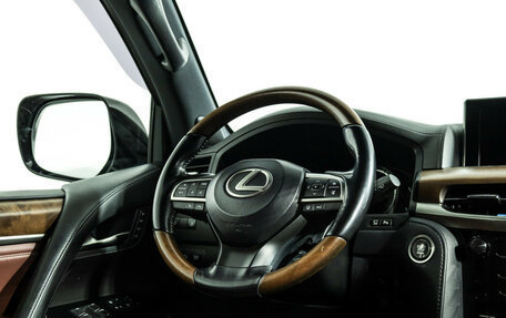 Lexus LX III, 2018 год, 8 449 000 рублей, 31 фотография