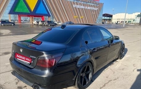 BMW 5 серия, 2007 год, 900 000 рублей, 5 фотография
