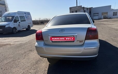 Toyota Avensis III рестайлинг, 2004 год, 550 000 рублей, 9 фотография