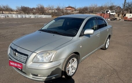 Toyota Avensis III рестайлинг, 2004 год, 550 000 рублей, 2 фотография