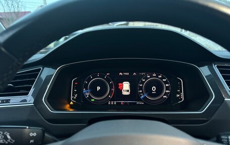 Volkswagen Tiguan II, 2021 год, 4 499 000 рублей, 11 фотография