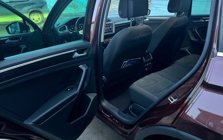 Volkswagen Tiguan II, 2021 год, 4 499 000 рублей, 12 фотография