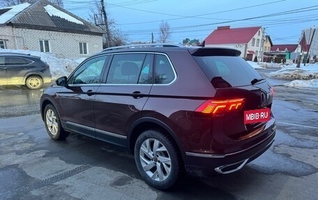 Volkswagen Tiguan II, 2021 год, 4 499 000 рублей, 7 фотография