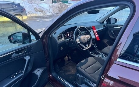 Volkswagen Tiguan II, 2021 год, 4 499 000 рублей, 9 фотография