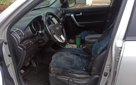 KIA Sorento II рестайлинг, 2010 год, 1 000 000 рублей, 7 фотография