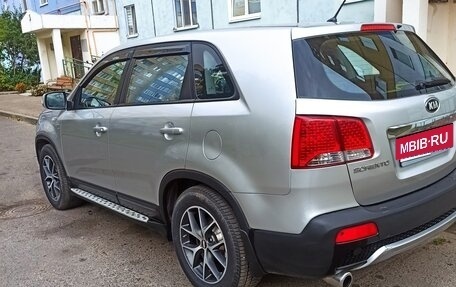 KIA Sorento II рестайлинг, 2010 год, 1 000 000 рублей, 3 фотография