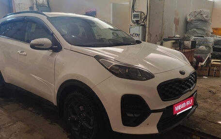 KIA Sportage IV рестайлинг, 2021 год, 2 680 000 рублей, 3 фотография