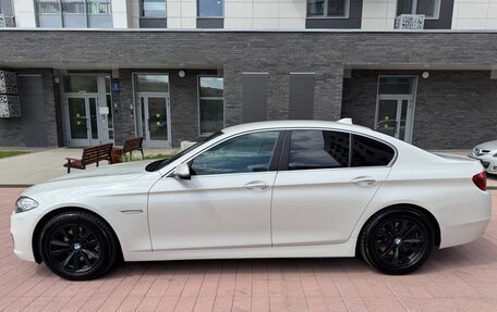 BMW 5 серия, 2016 год, 2 350 000 рублей, 2 фотография