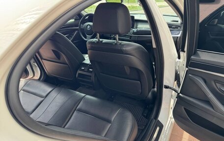 BMW 5 серия, 2016 год, 2 350 000 рублей, 11 фотография