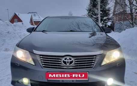 Toyota Camry, 2012 год, 1 675 000 рублей, 12 фотография