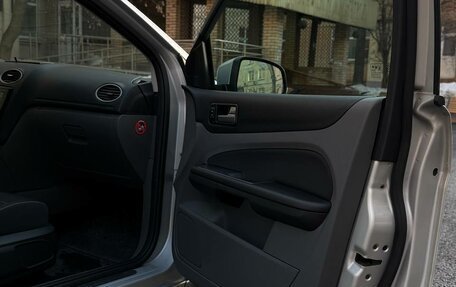 Ford Focus II рестайлинг, 2010 год, 630 000 рублей, 40 фотография