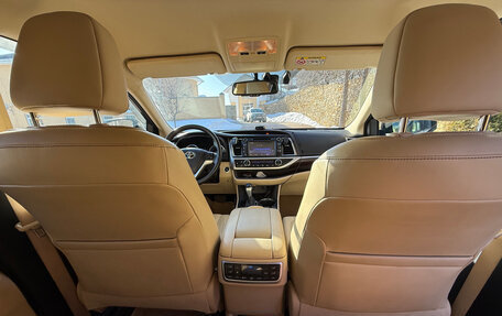 Toyota Highlander III, 2014 год, 3 300 000 рублей, 9 фотография