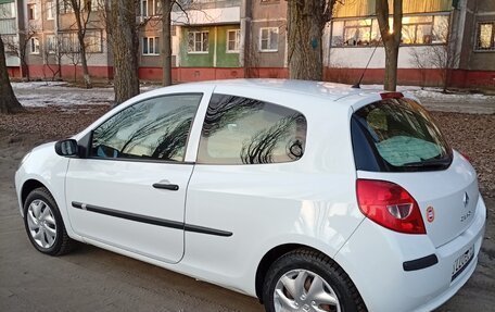 Renault Clio III, 2009 год, 520 000 рублей, 2 фотография