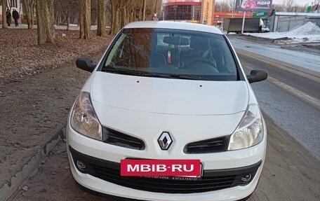 Renault Clio III, 2009 год, 520 000 рублей, 3 фотография