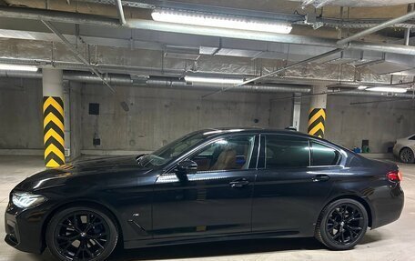 BMW 5 серия, 2021 год, 5 900 000 рублей, 3 фотография