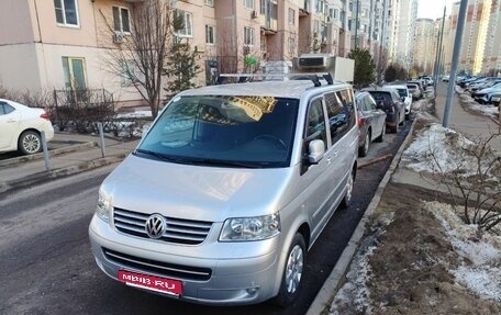 Volkswagen Multivan T5, 2008 год, 1 690 000 рублей, 3 фотография
