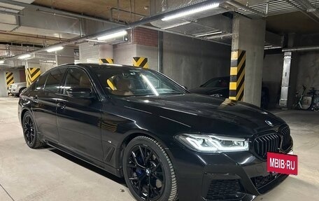 BMW 5 серия, 2021 год, 5 900 000 рублей, 8 фотография