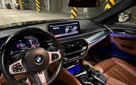 BMW 5 серия, 2021 год, 5 900 000 рублей, 18 фотография