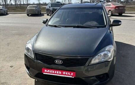 KIA cee'd I рестайлинг, 2011 год, 615 000 рублей, 2 фотография