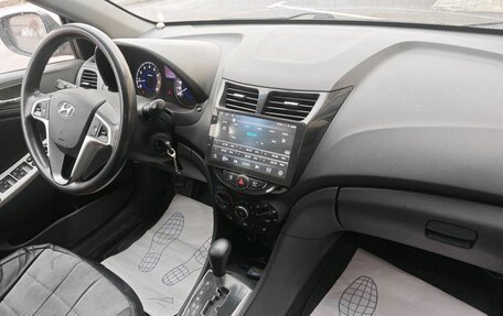 Hyundai Solaris II рестайлинг, 2011 год, 599 000 рублей, 7 фотография