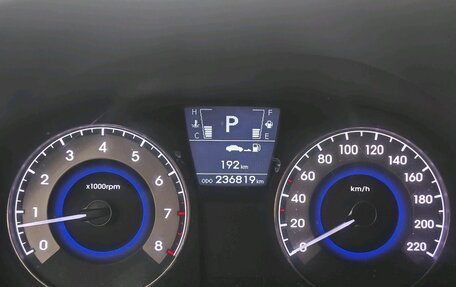 Hyundai Solaris II рестайлинг, 2011 год, 599 000 рублей, 8 фотография