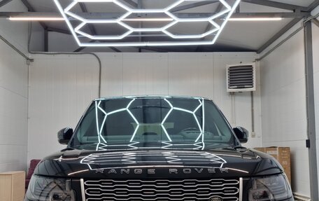 Land Rover Range Rover IV рестайлинг, 2019 год, 9 000 000 рублей, 2 фотография