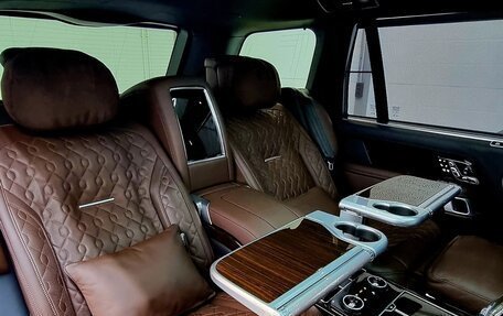 Land Rover Range Rover IV рестайлинг, 2019 год, 9 000 000 рублей, 16 фотография