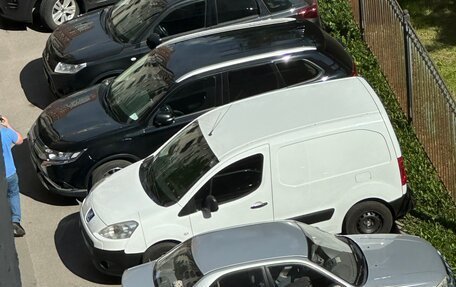 Peugeot Partner II рестайлинг 2, 2012 год, 980 000 рублей, 10 фотография