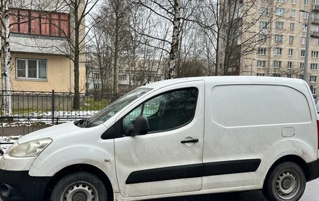 Peugeot Partner II рестайлинг 2, 2012 год, 980 000 рублей, 14 фотография