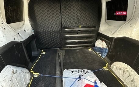 Peugeot Partner II рестайлинг 2, 2012 год, 980 000 рублей, 13 фотография