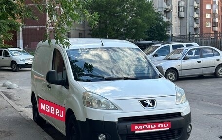 Peugeot Partner II рестайлинг 2, 2012 год, 980 000 рублей, 6 фотография