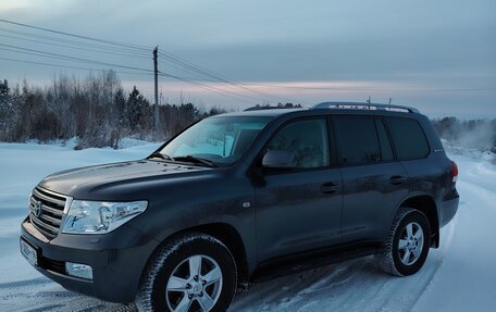 Toyota Land Cruiser 200, 2011 год, 3 399 000 рублей, 2 фотография