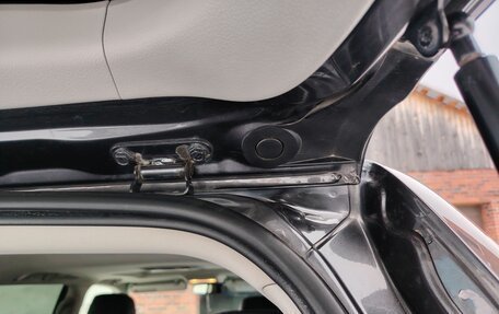 Toyota Land Cruiser 200, 2011 год, 3 399 000 рублей, 13 фотография