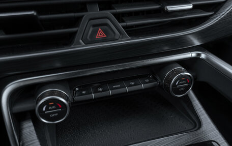 Geely Tugella FY11, 2022 год, 2 875 000 рублей, 18 фотография