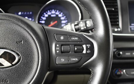 KIA Carnival III, 2018 год, 2 463 100 рублей, 17 фотография