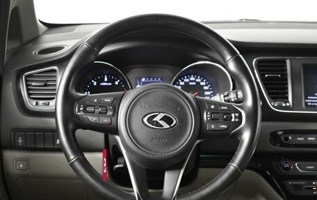 KIA Carnival III, 2018 год, 2 463 100 рублей, 14 фотография