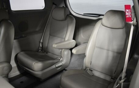 KIA Carnival III, 2018 год, 2 463 100 рублей, 12 фотография