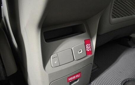 KIA Carnival III, 2018 год, 2 463 100 рублей, 24 фотография