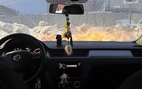 Skoda Rapid I, 2014 год, 600 000 рублей, 4 фотография