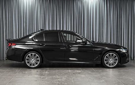 BMW 5 серия, 2018 год, 2 399 000 рублей, 5 фотография