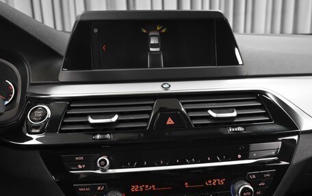 BMW 5 серия, 2018 год, 2 399 000 рублей, 15 фотография