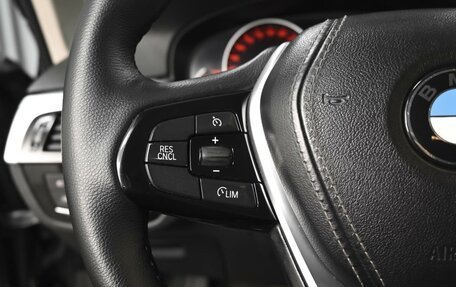 BMW 5 серия, 2018 год, 2 399 000 рублей, 19 фотография