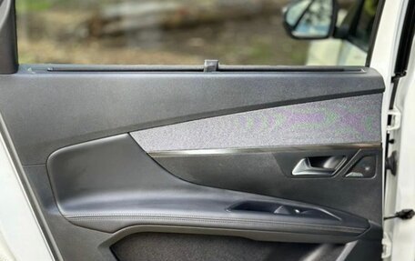 Peugeot 5008 II, 2019 год, 2 100 000 рублей, 12 фотография