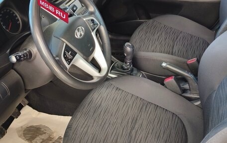 Hyundai Solaris II рестайлинг, 2016 год, 1 300 000 рублей, 6 фотография