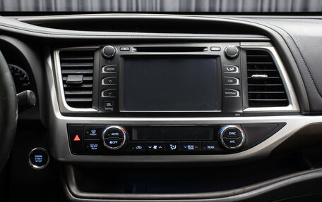 Toyota Highlander III, 2014 год, 2 898 000 рублей, 14 фотография