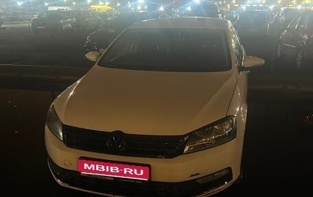 Volkswagen Passat B7, 2012 год, 800 000 рублей, 5 фотография
