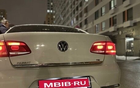 Volkswagen Passat B7, 2012 год, 800 000 рублей, 7 фотография