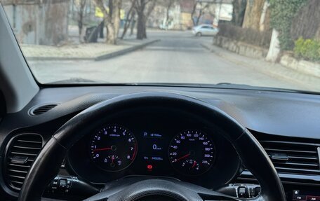 KIA Rio IV, 2018 год, 1 050 000 рублей, 9 фотография